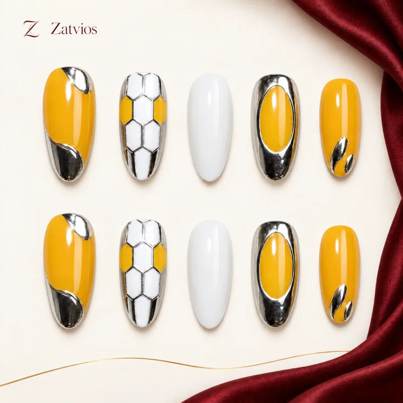 Zatvios Honey Lattice DM-137 — ten-nail design display; Honey / Pearl / Silver